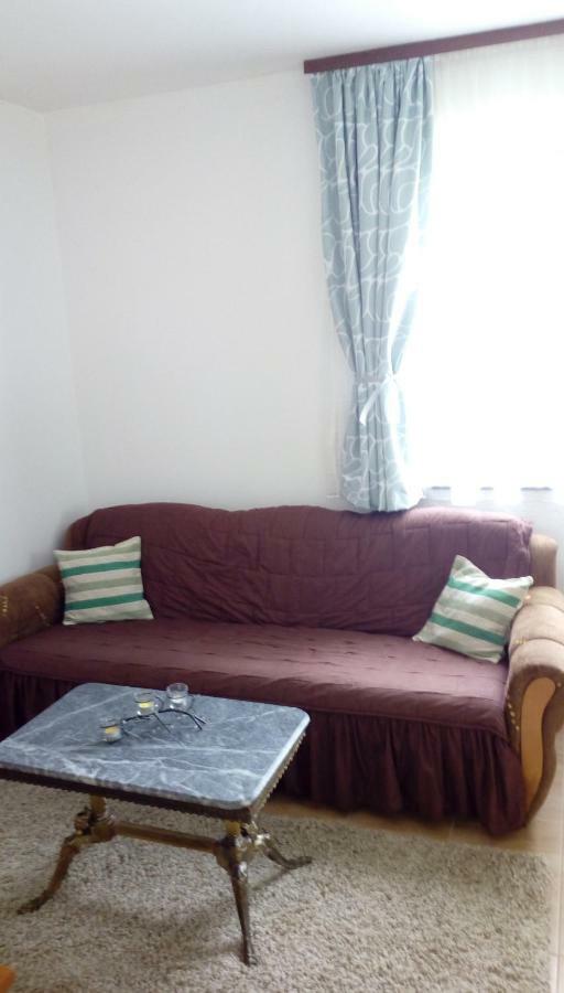 Apartman Dijelovi บิเยลยินา ภายนอก รูปภาพ