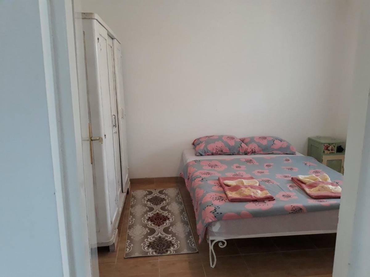 Apartman Dijelovi บิเยลยินา ภายนอก รูปภาพ