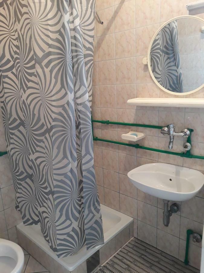 Apartman Dijelovi บิเยลยินา ภายนอก รูปภาพ